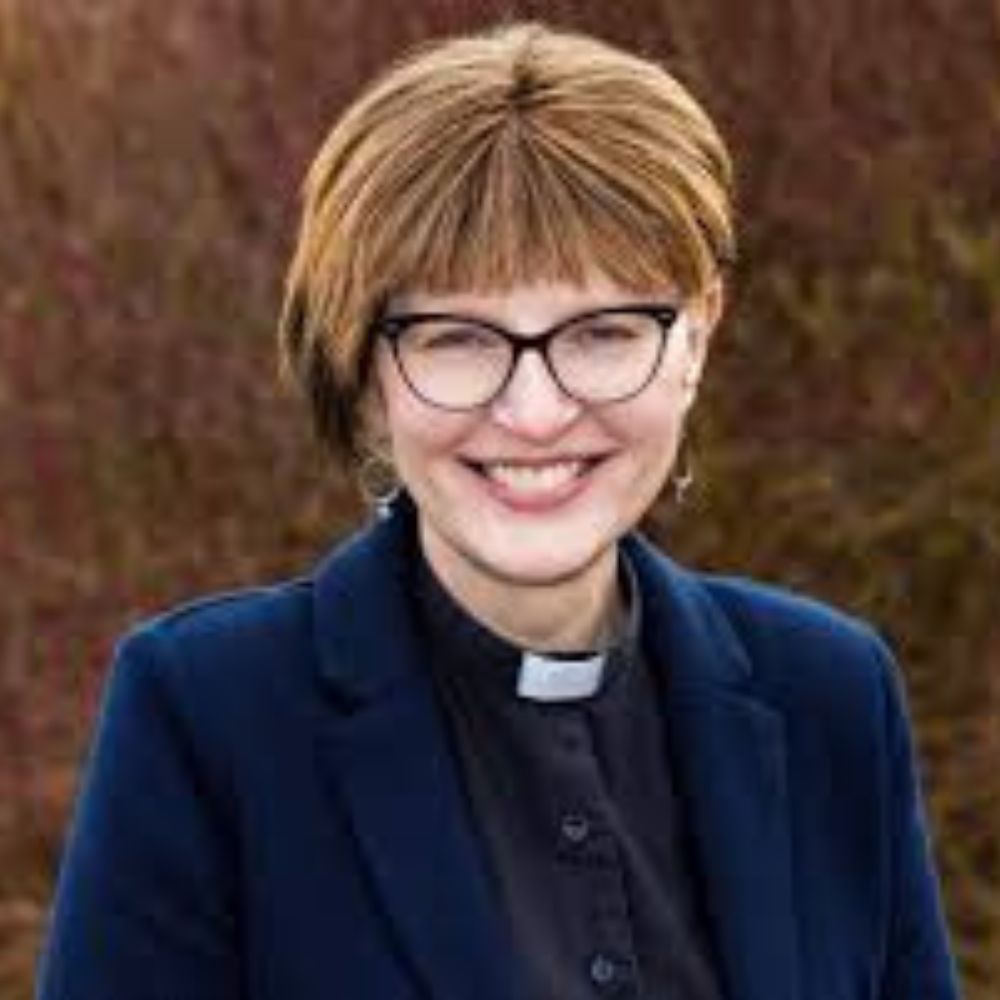 Bishop Lynne Cullens